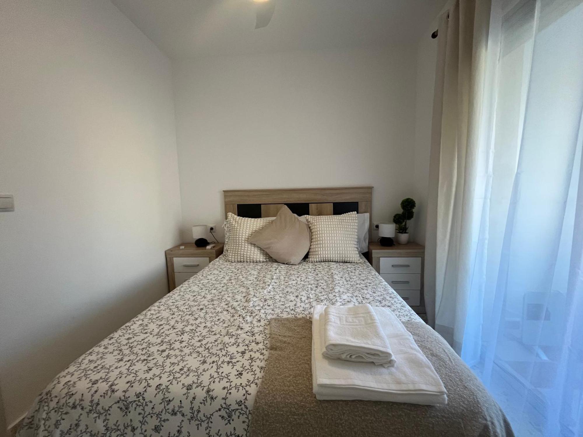 Love Rent4 Malaga Huelin ภายนอก รูปภาพ