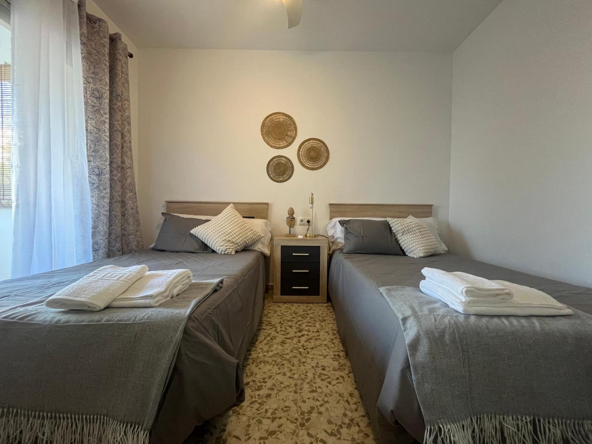 Love Rent4 Malaga Huelin ภายนอก รูปภาพ