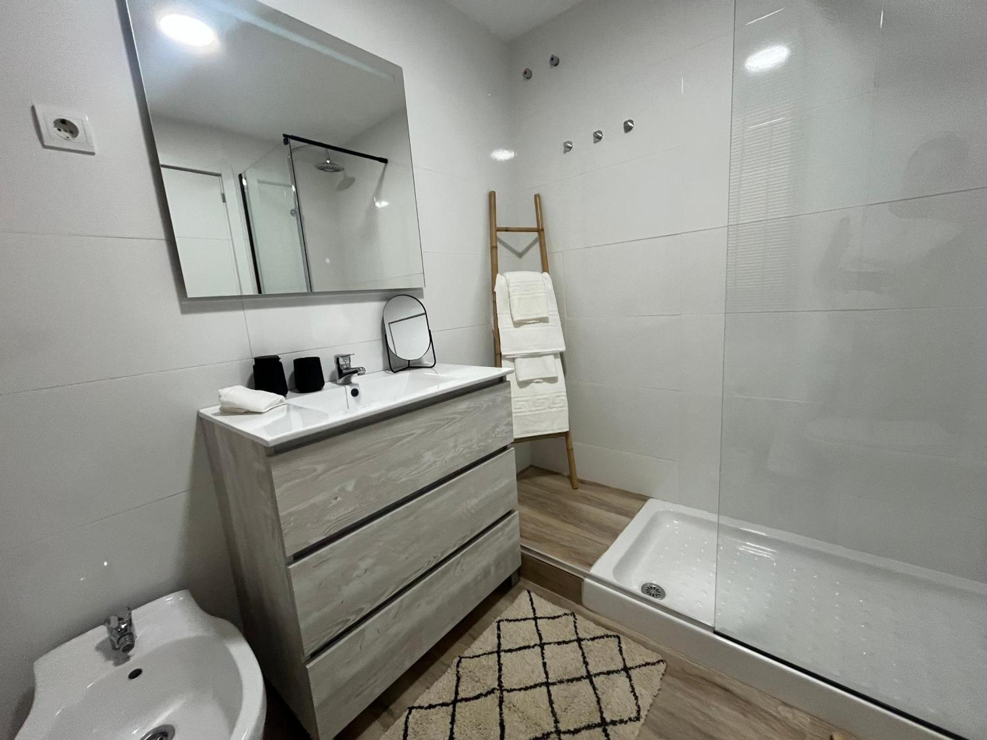 Love Rent4 Malaga Huelin ภายนอก รูปภาพ